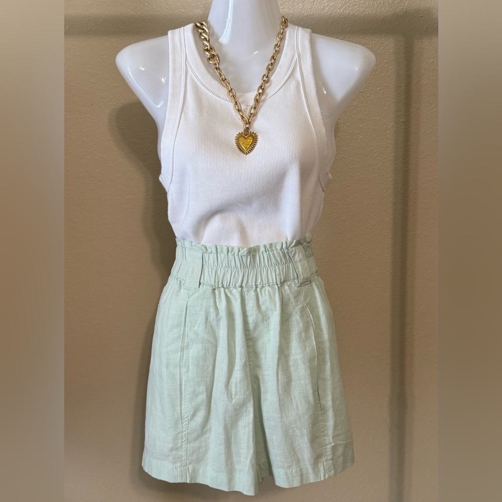 DEJA BLEU LIGHT GREEN, HIGH-WAISTED SHORTS 100% COTTON SIZE M
